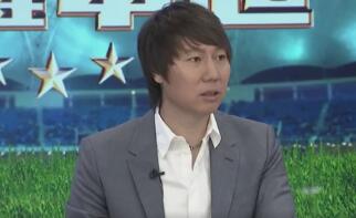 颁奖典礼星光熠熠，著名导演张纪中等影视大咖现场为获奖者颁奖。