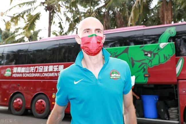 在“大破十绝阵”中，殷郊化身三头六臂法相、哪吒用混天绫顶住十绝阵的阵法，杨戬用五行遁术解救老弱妇孺，失去法力的姜子牙如钓系参谋出谋划策。
